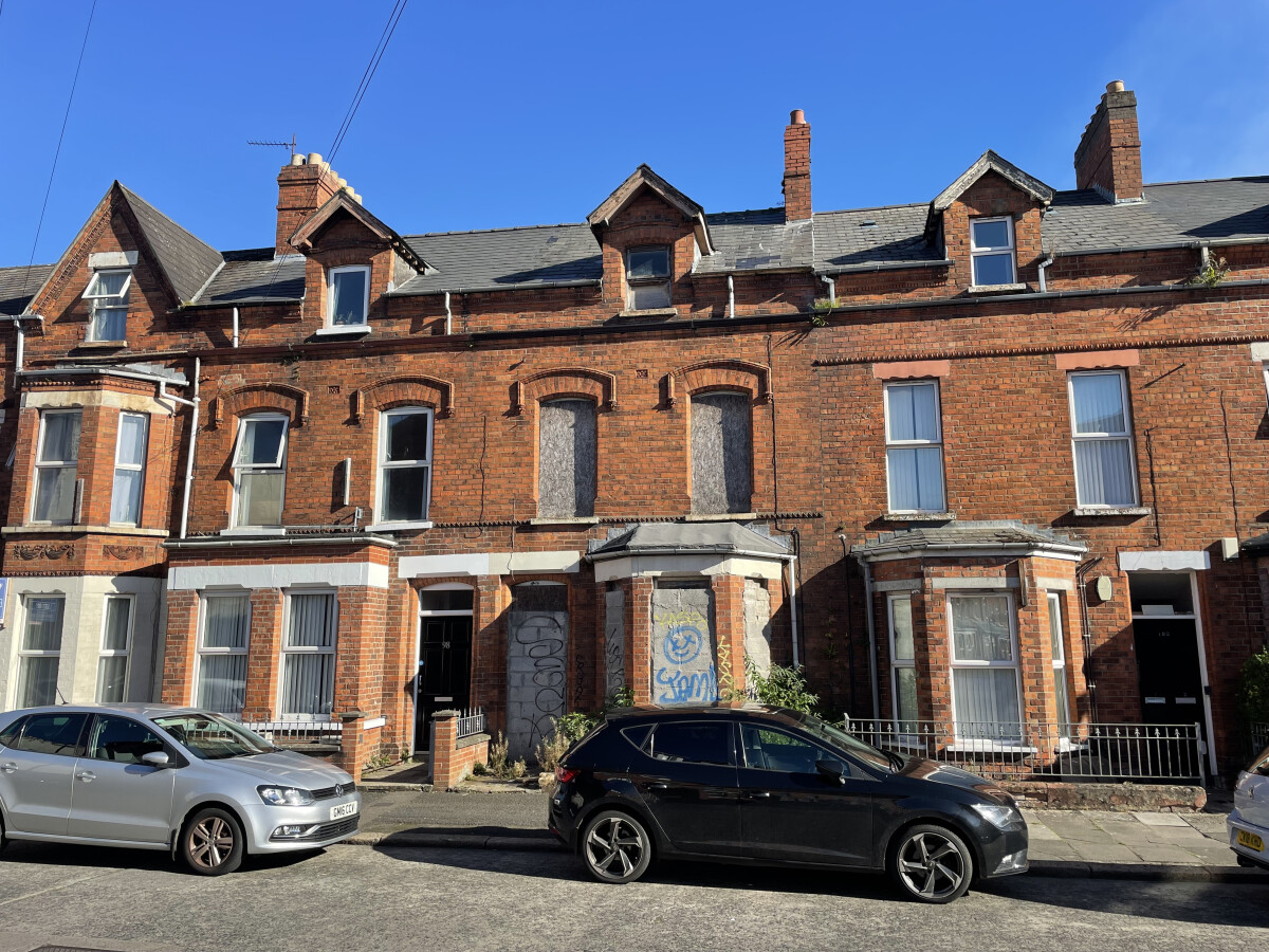 Lot 3: 100 Cromwell Road, Belfast, Antrim