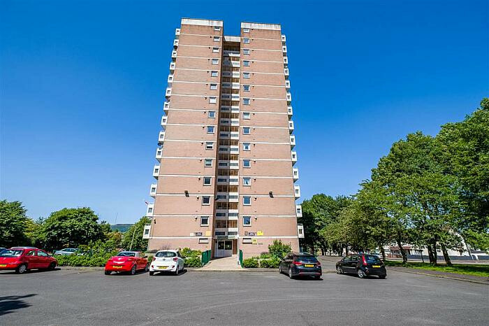 Lot 5: 13B Moveen House, Belfast, Antrim