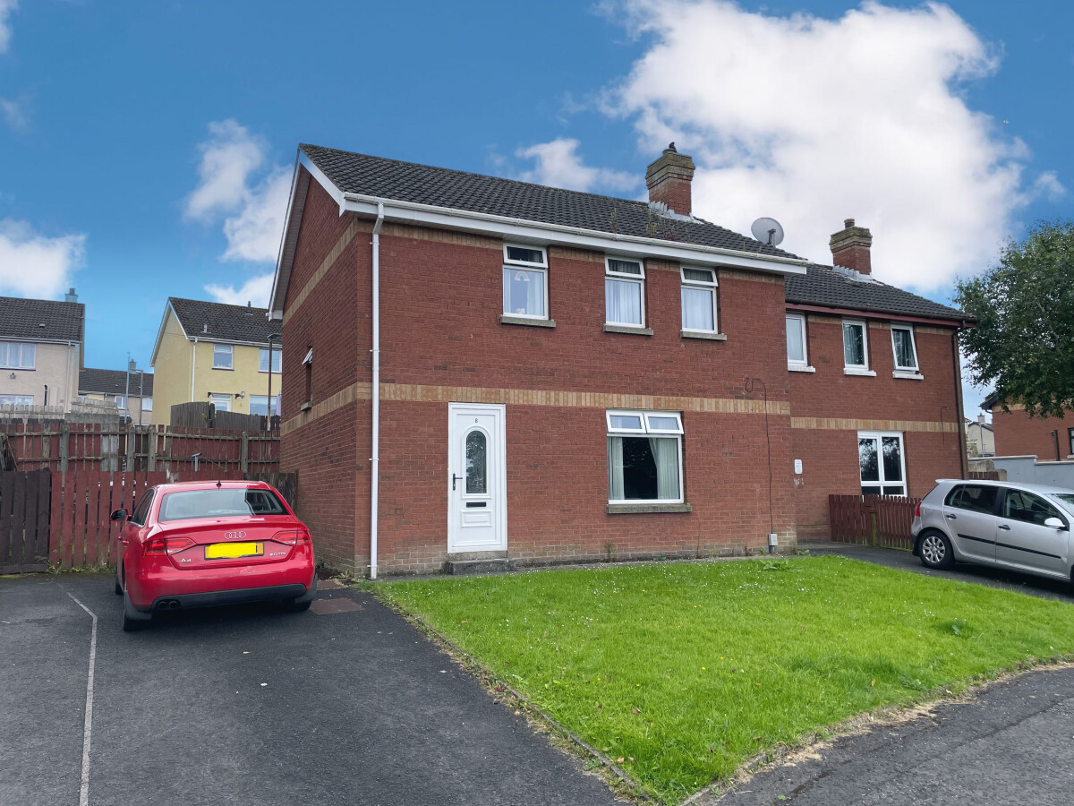 Lot 4: 8 Curragh Walk, Derry / Londonderry, Londonderry