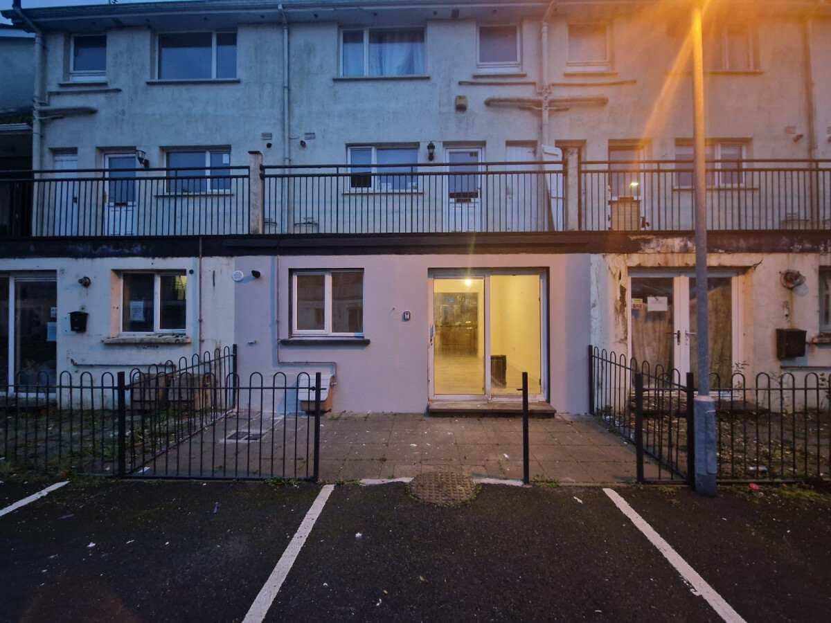 Lot 19: 31 Castletown Square, Fintona, Omagh